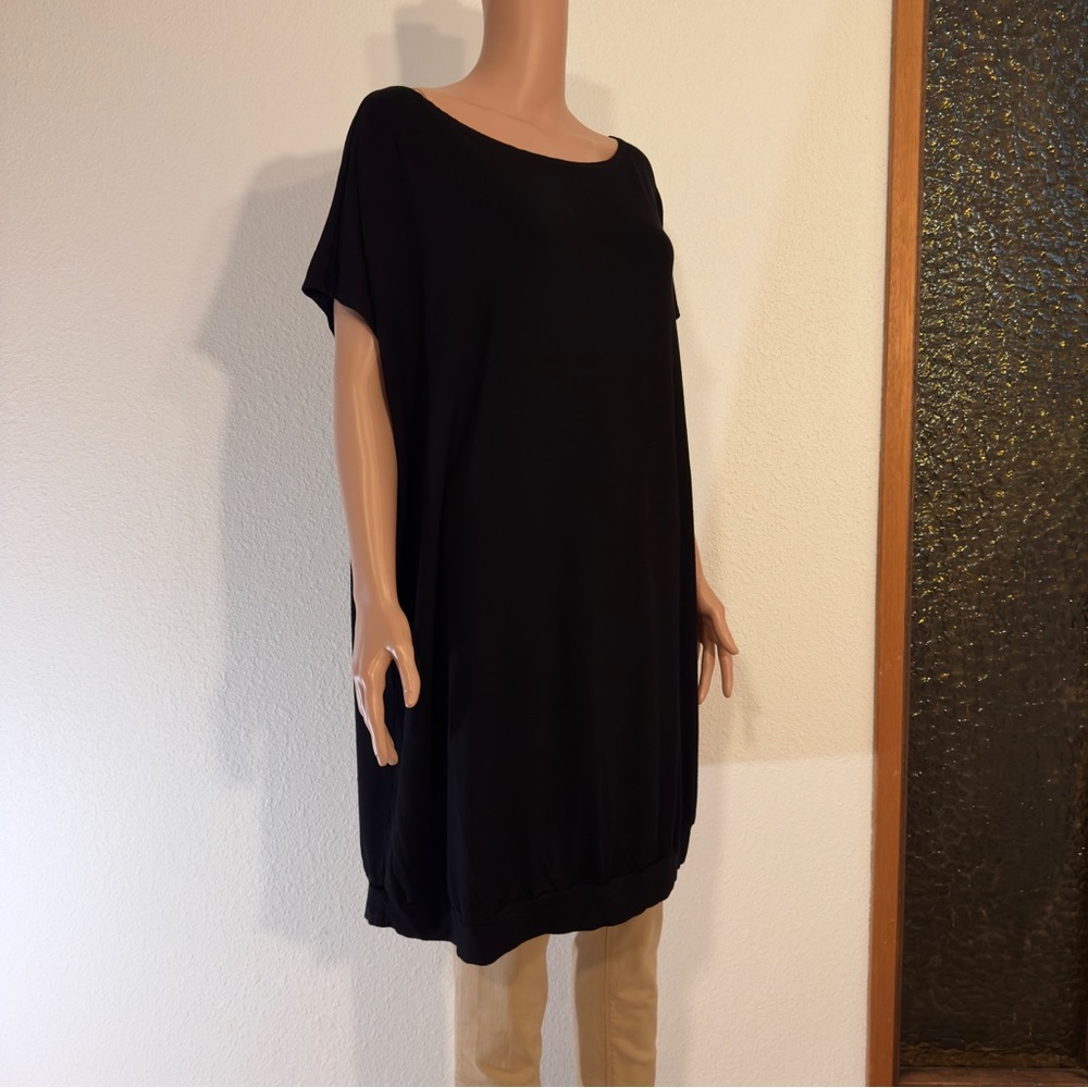 Black oversized top size L | Bryn Walker | Made in USA